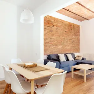Akira Flats Urgell Apartment