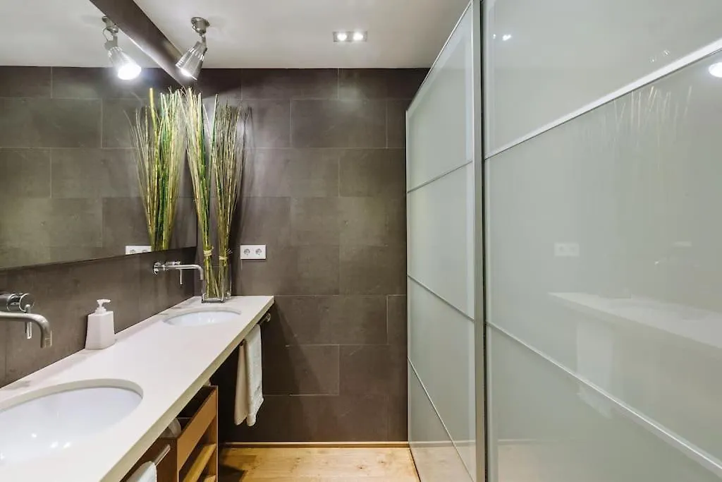 Artlifebcn Urban Oasis Apartment 0*, Barcelona