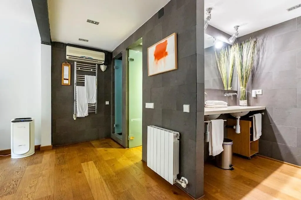 Artlifebcn Urban Oasis Apartment 0*, Barcelona